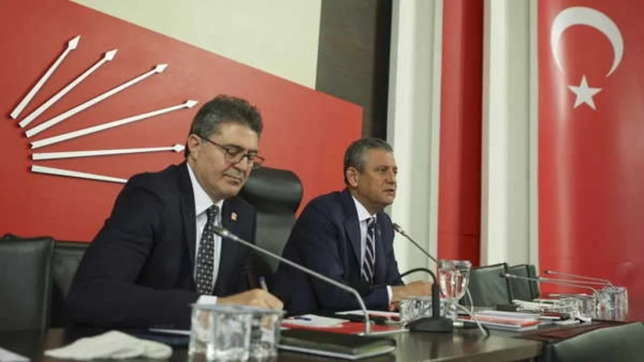 Özel, Olağanüstü İl Başkanları Toplantısına başkanlık etti: Yol haritası belirlenecek