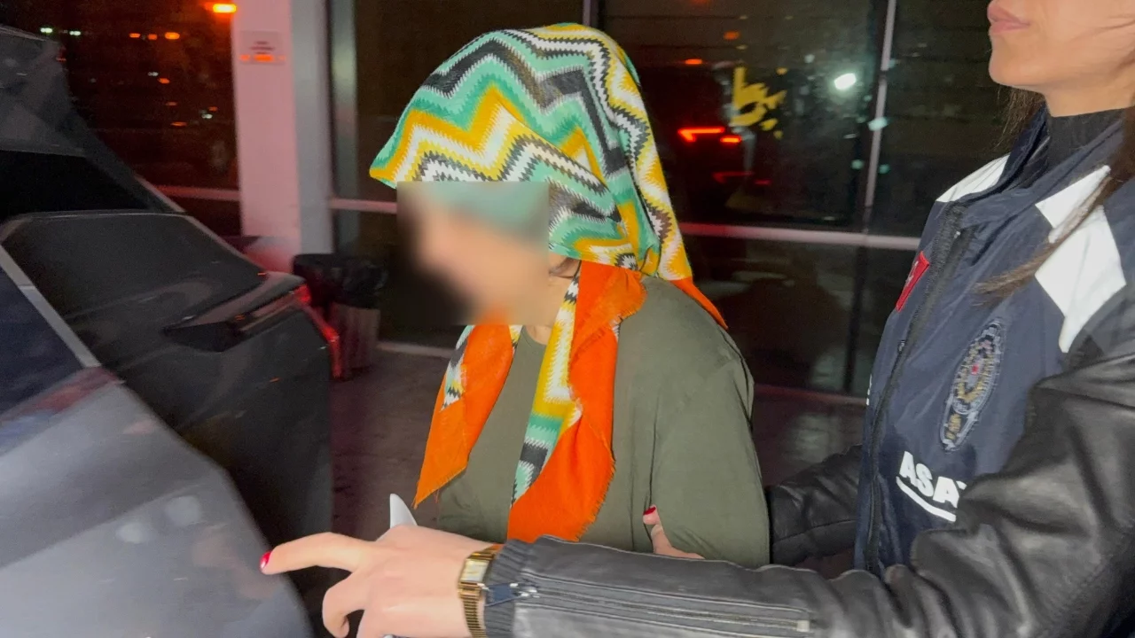 Yeni doğan bebeğini çöpe atan kadın ifadesini değiştirdi