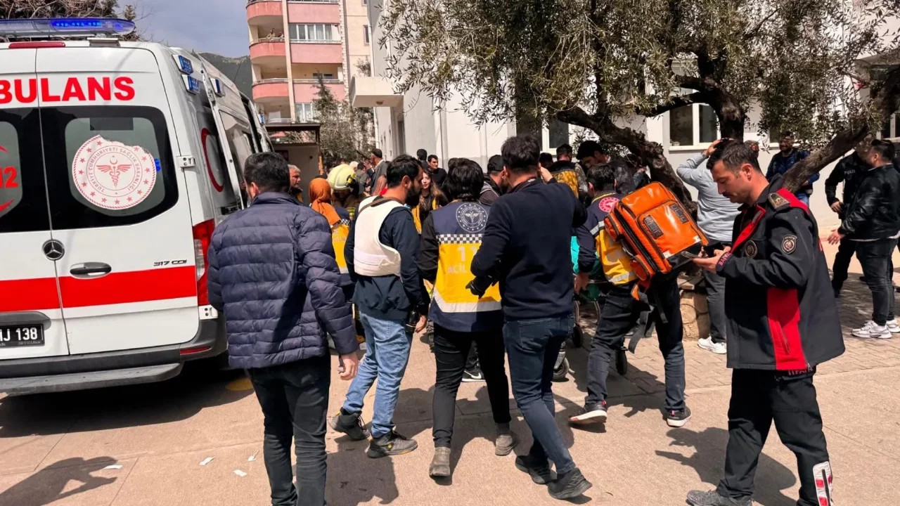 Kahramanmaraş'taki okula saldıran öğrencinin babasına gözaltı