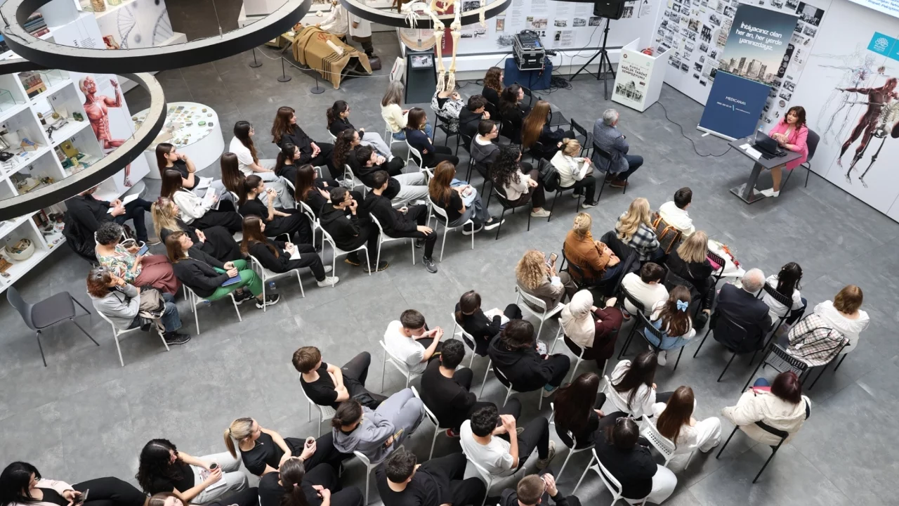 Nilüfer'de "Çocukluk Çağı Aşıları Koruyucu Sağlığın Temeli" konuşuldu