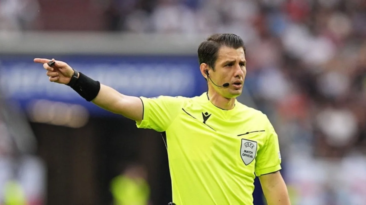 Yunan derbisinde Türk hakem