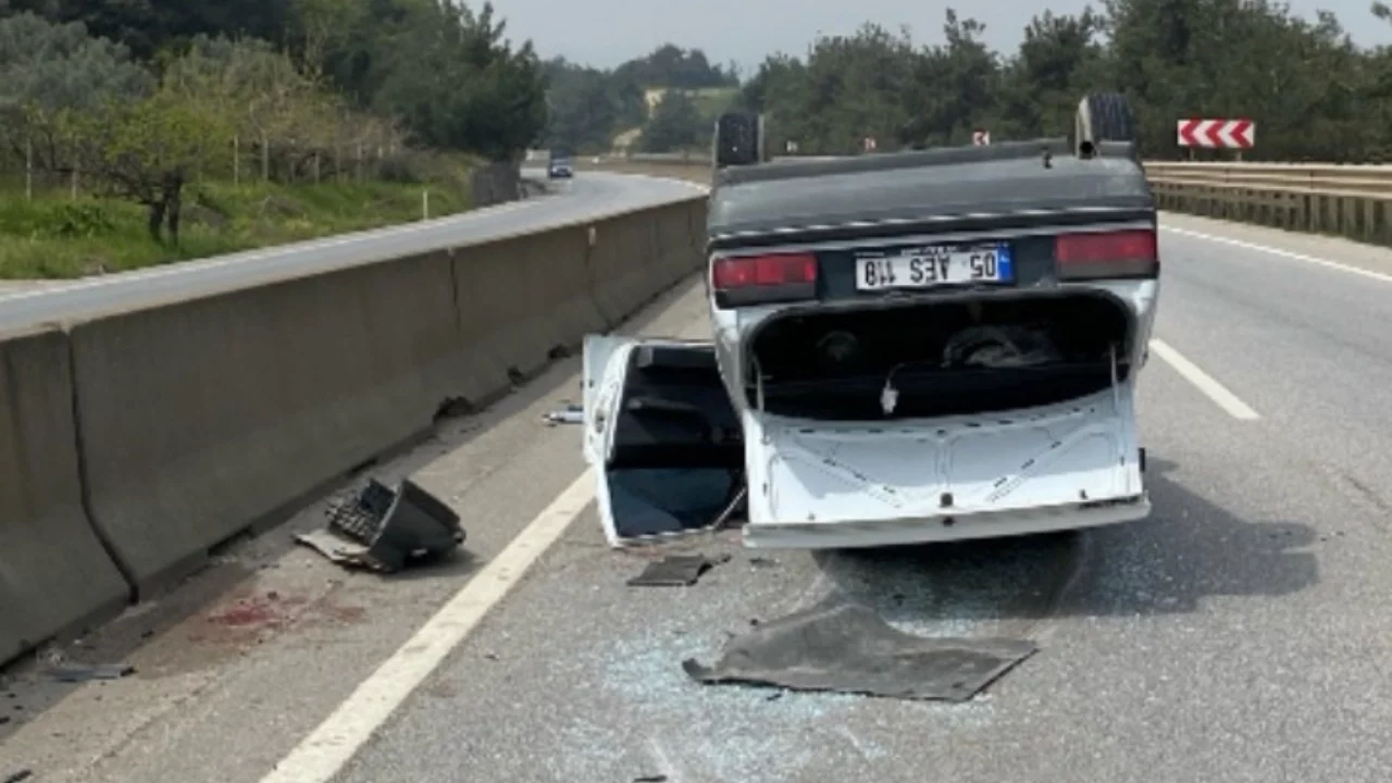 Bursa'da kontrolden çıkan otomobil takla atıp ters durdu