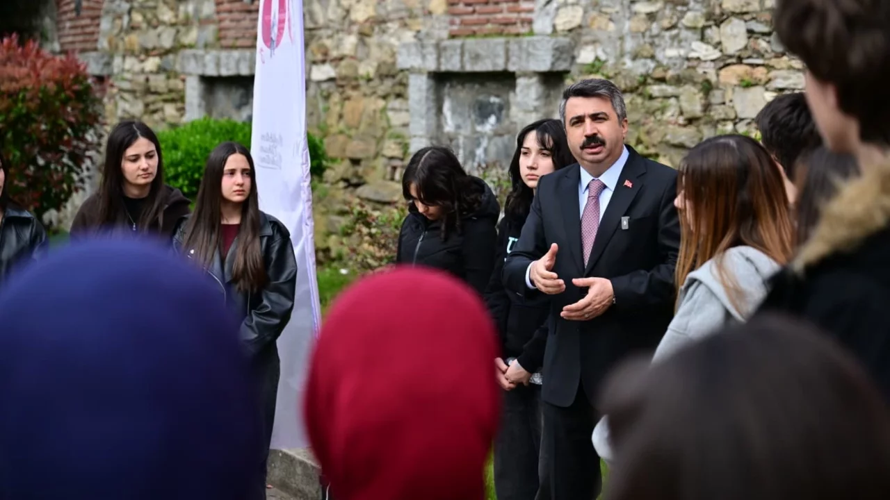 Yıldırım Belediye Başkanı Yılmaz gençlere fethi anlattı