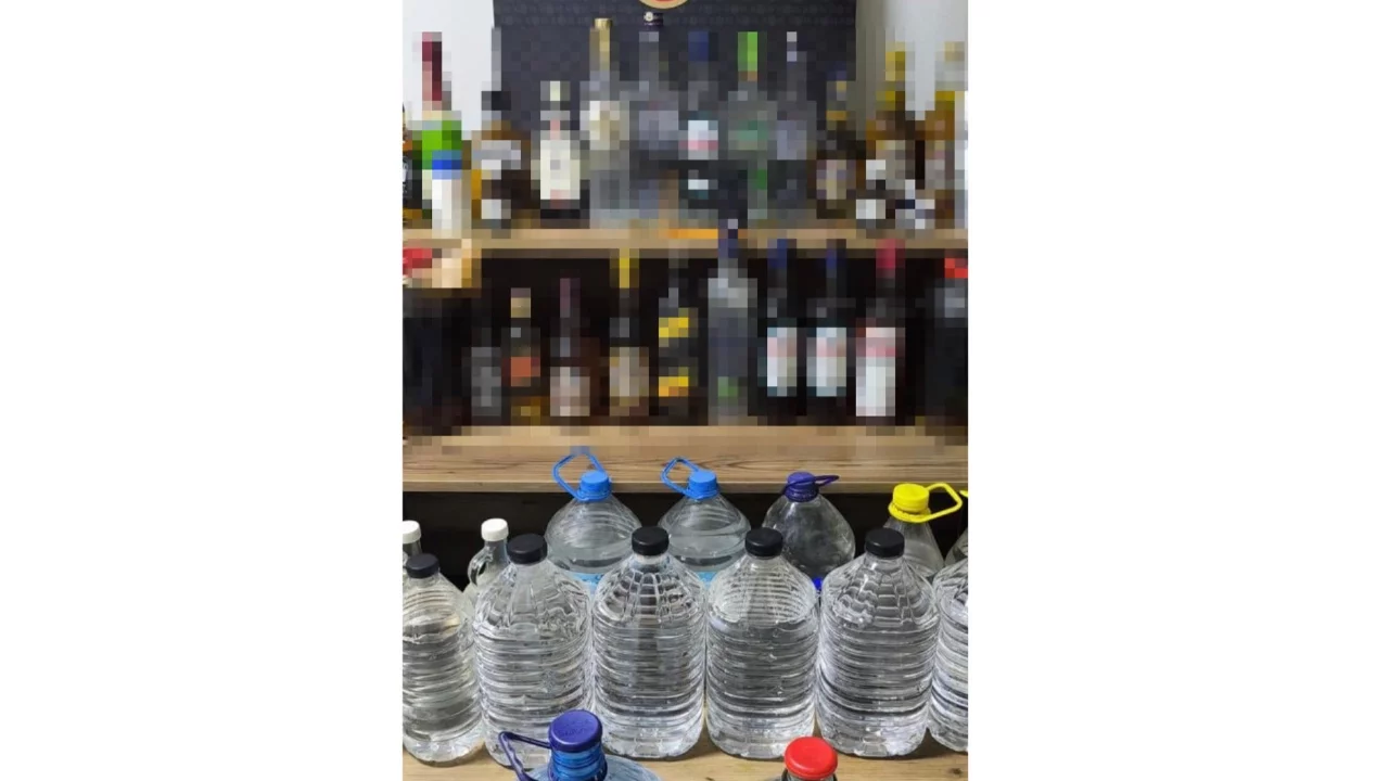 Bursa'da sahte içki operasyonu! Yüzlerce litre ele geçirildi...