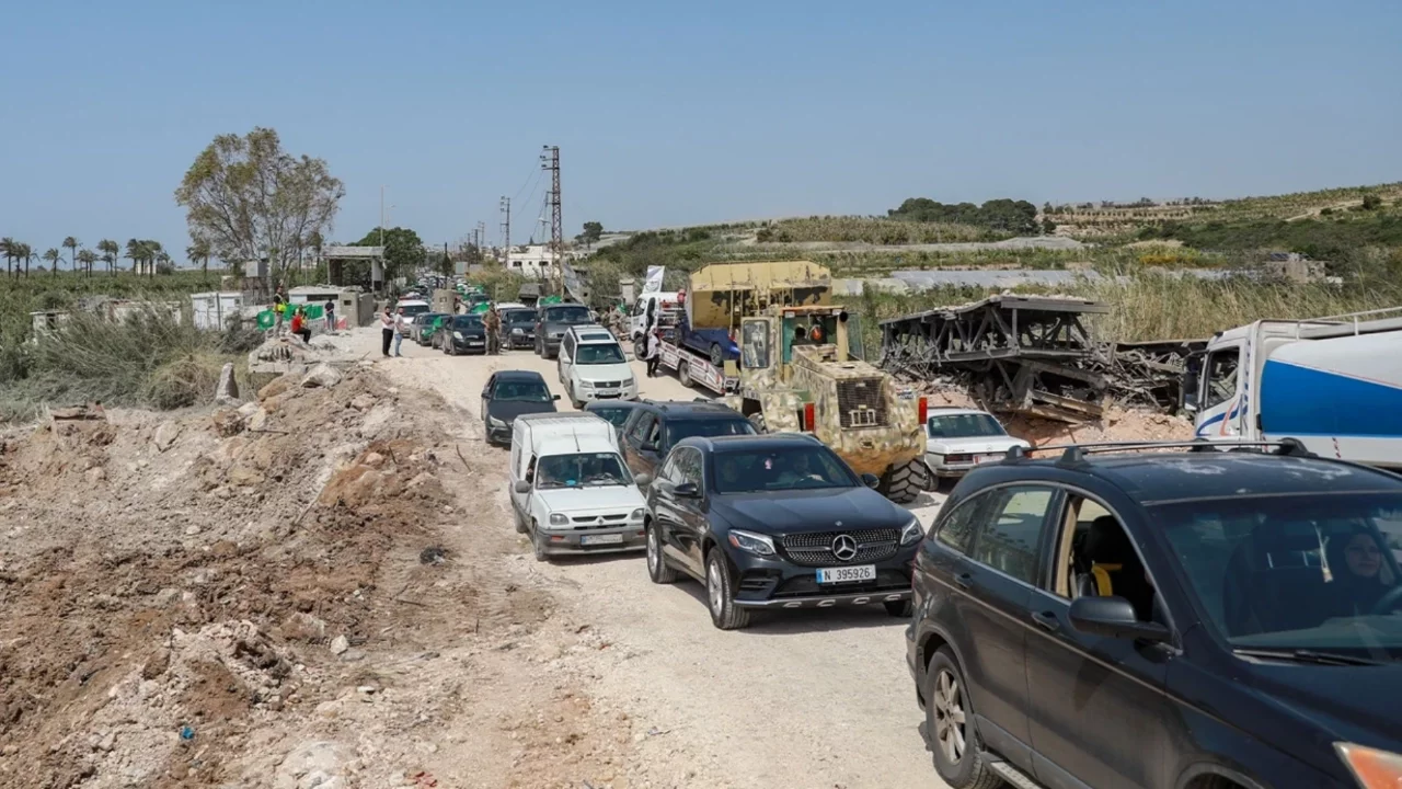 Lübnanlılar güneydeki evlerine dönüyor