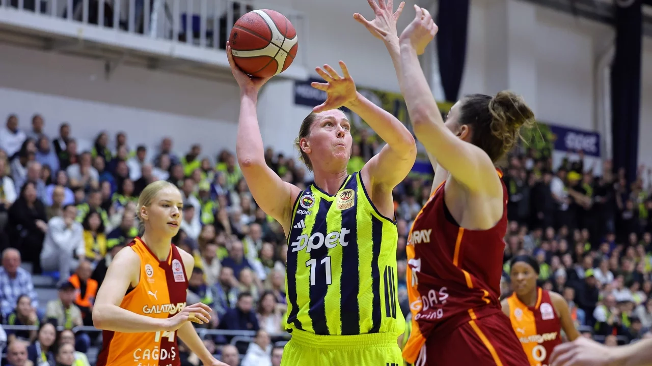 Kadınlar Euroleague'de Türk finali yarın