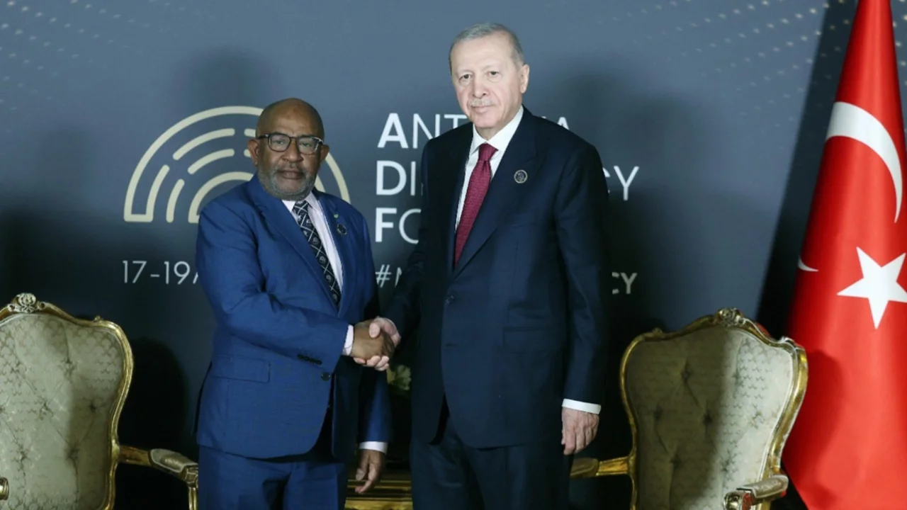 Cumhurbaşkanı Erdoğan Komorlar Birliği Cumhurbaşkanı Assoumani Azali ile görüştü