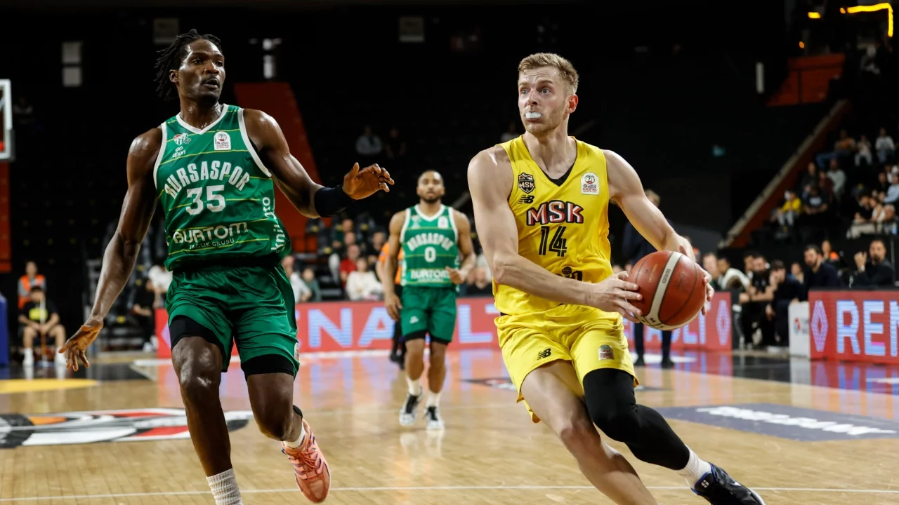 Bursaspor Basketbol, Mersinspor'u yendi