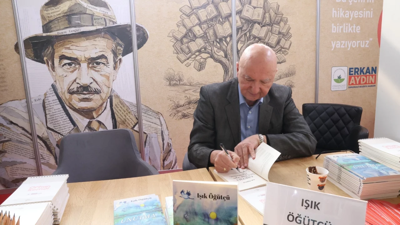 Bursa 23. Kitap Fuarı'nda "Orhan Kemal Bursa'da" paneli düzenlendi