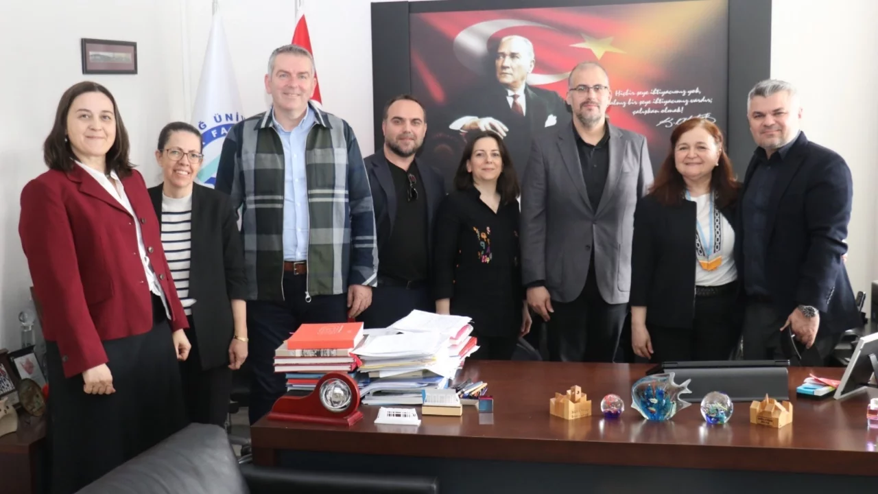 Bursa'da serbest mimarlar öğrencilere 'akıl hocalığı' yapacak