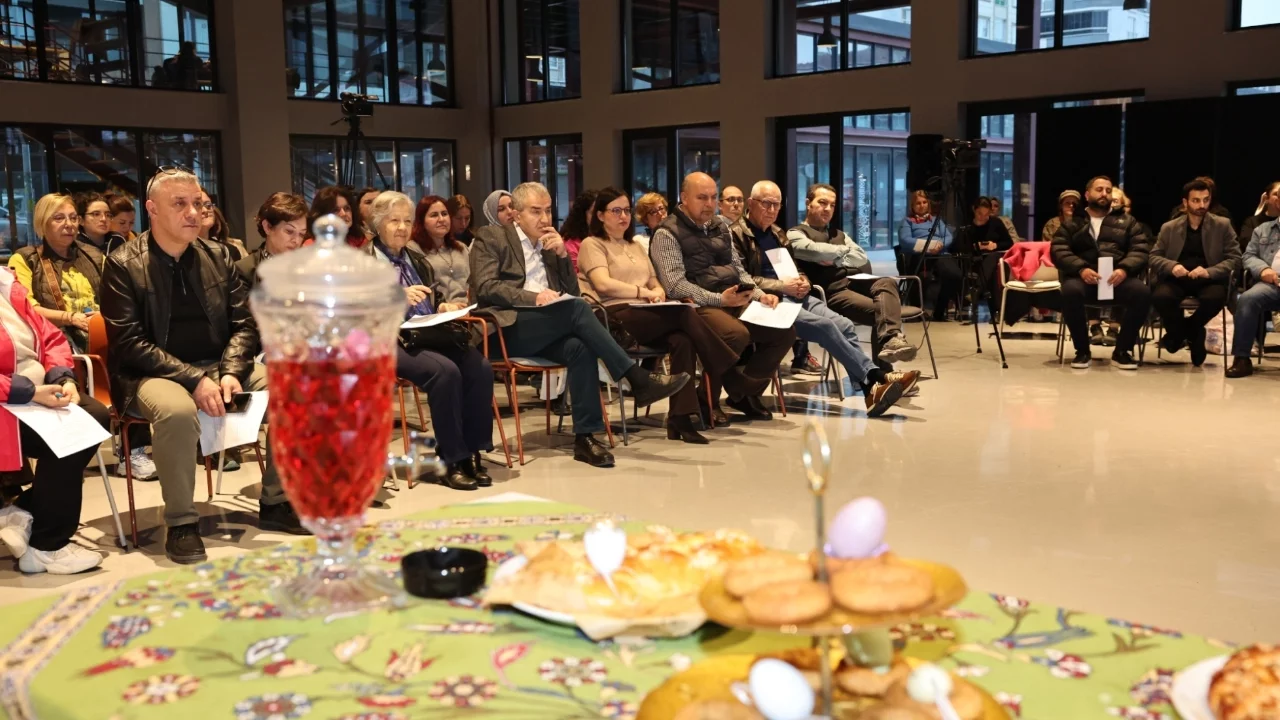 Nilüfer'de yemeğin sosyolojisi ve göç hikayeleri konuşuldu