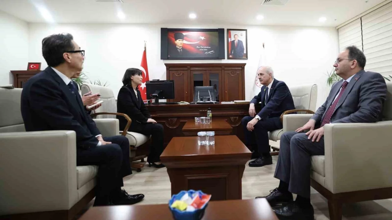 TBMM Başkanı Kurtulmuş'tan Koreli milletvekilini tedavi gördüğü hastanede ziyaret