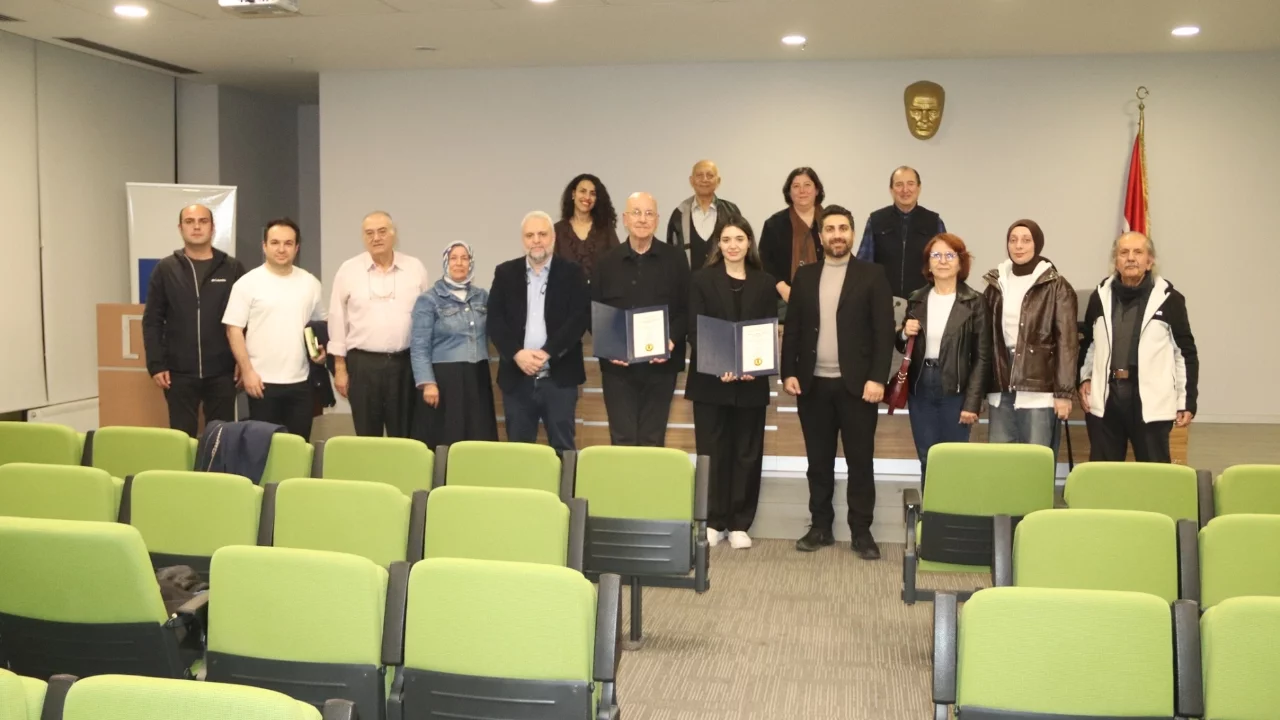 Mimarlar Odası Bursa Şubesi'nden 'Tarihi çevrede yapılaşma olanakları' konulu konferans