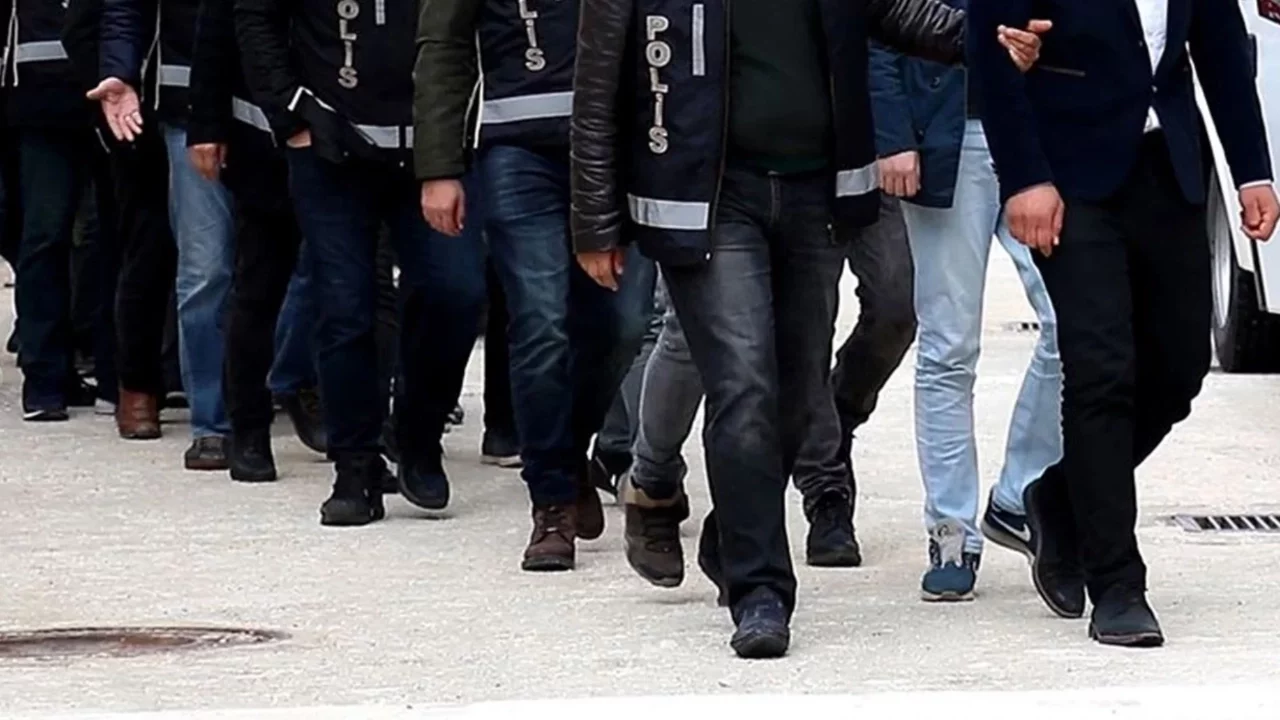 5 ilde rüşvet operasyonu: 21 şüpheli gözaltına alındı
