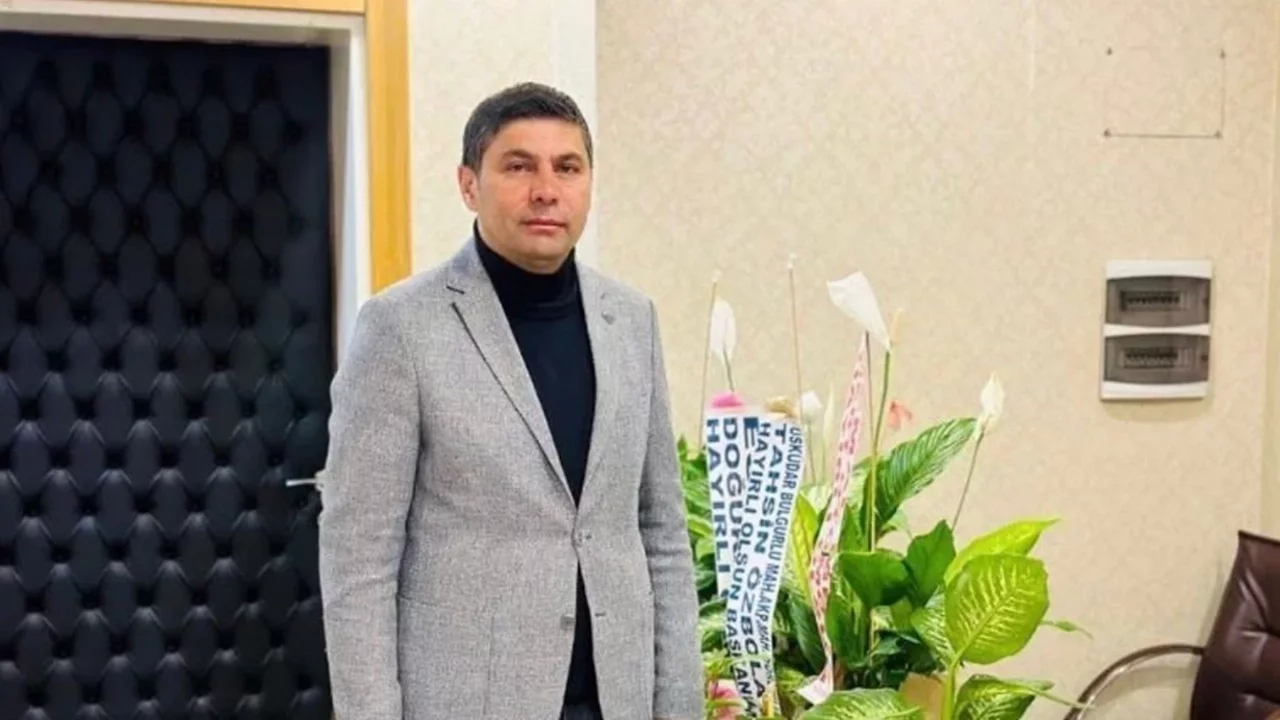 Belediye başkanının sekreterine satırla saldırı!