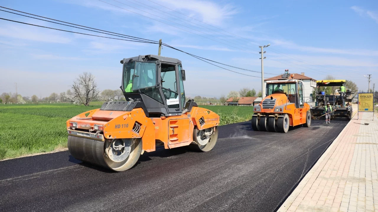 Bursa İnegöl'de yol çalışmaları sürüyor