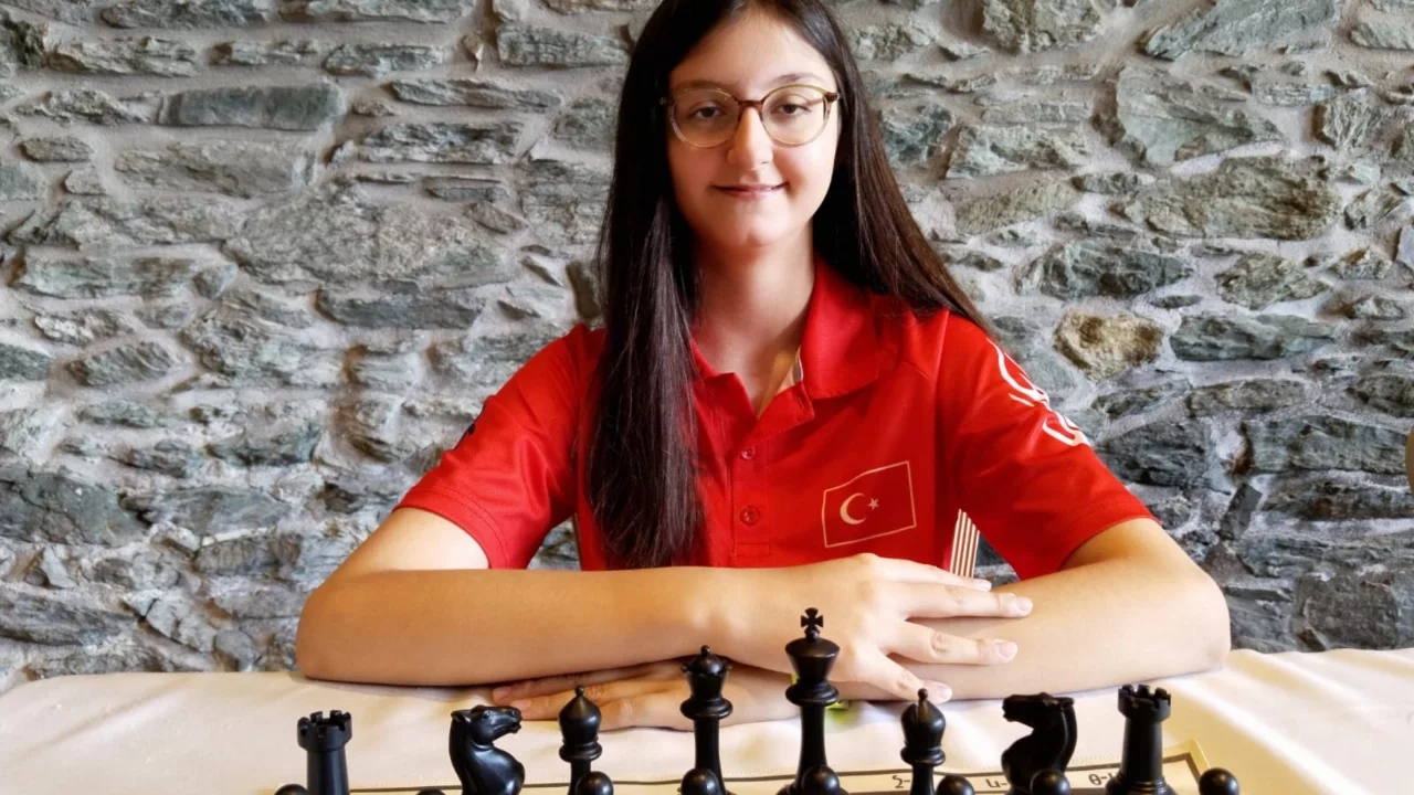 Bursa Büyükşehir Belediyesporlu Arya dünya dördüncüsü oldu