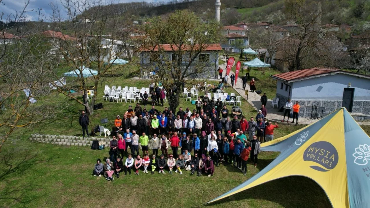 Doğa tutkunları Mysia Yolları'nda bir araya geldi