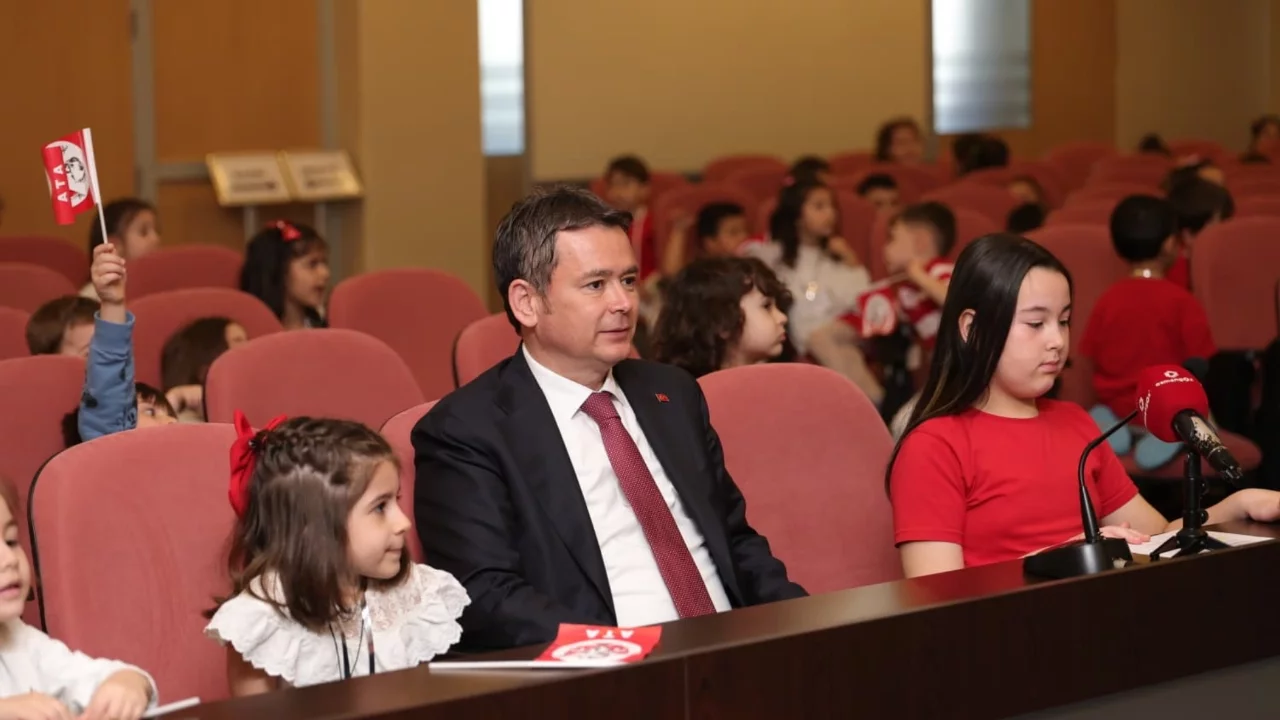 Osmangazi Belediyesi Çocuk Meclisi istedi, Başkan Erkan Aydın yerine getirdi