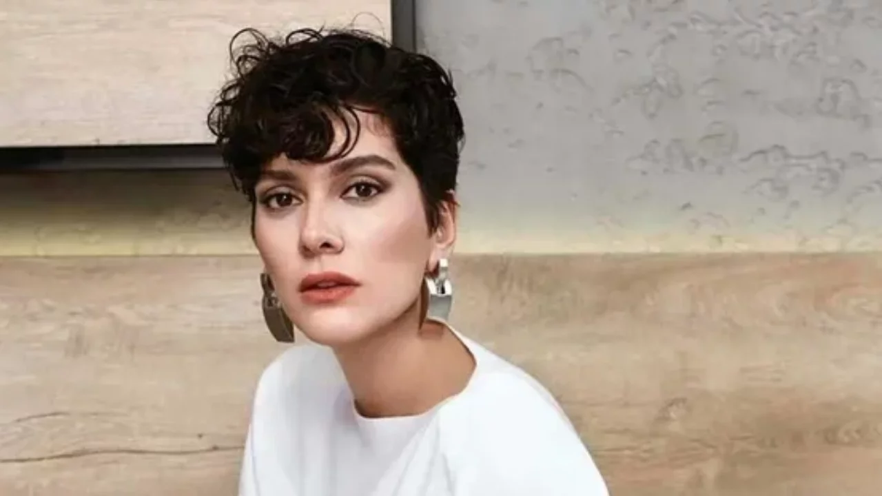 Bergüzar Korel'den 'zayıflama iğnesi' iddialarına ilişkin yanıt