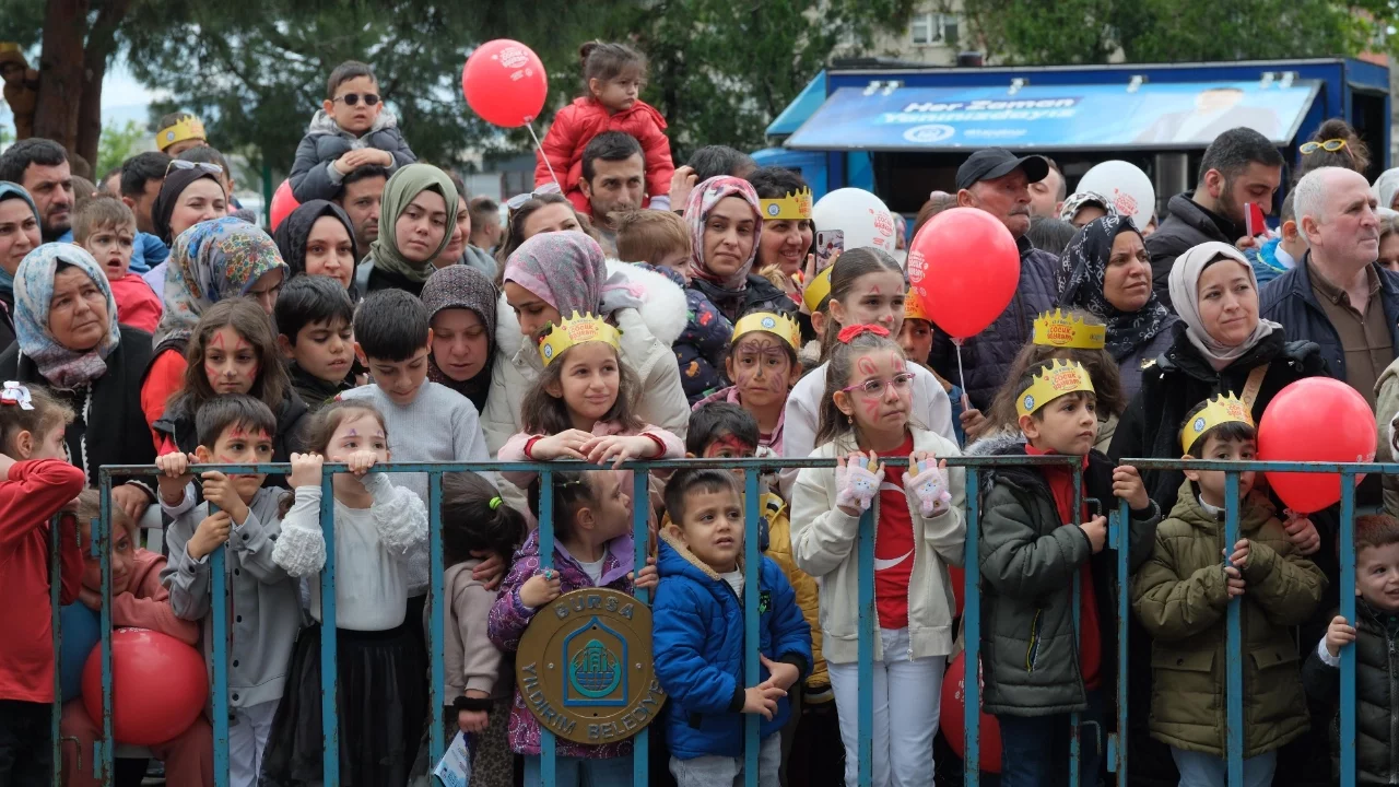 23 Nisan Ulusal Egemenlik ve Çocuk Bayramı Yıldırım'da coşkuyla kutlandı