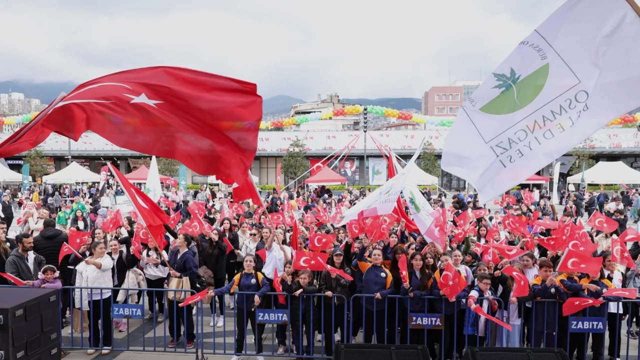 Bursa Osmangazi Belediyesi'nden çocuklara özel meydan