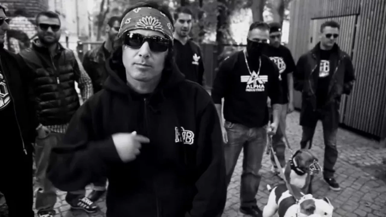 Killa Hakan'ın hayatı film oluyor!