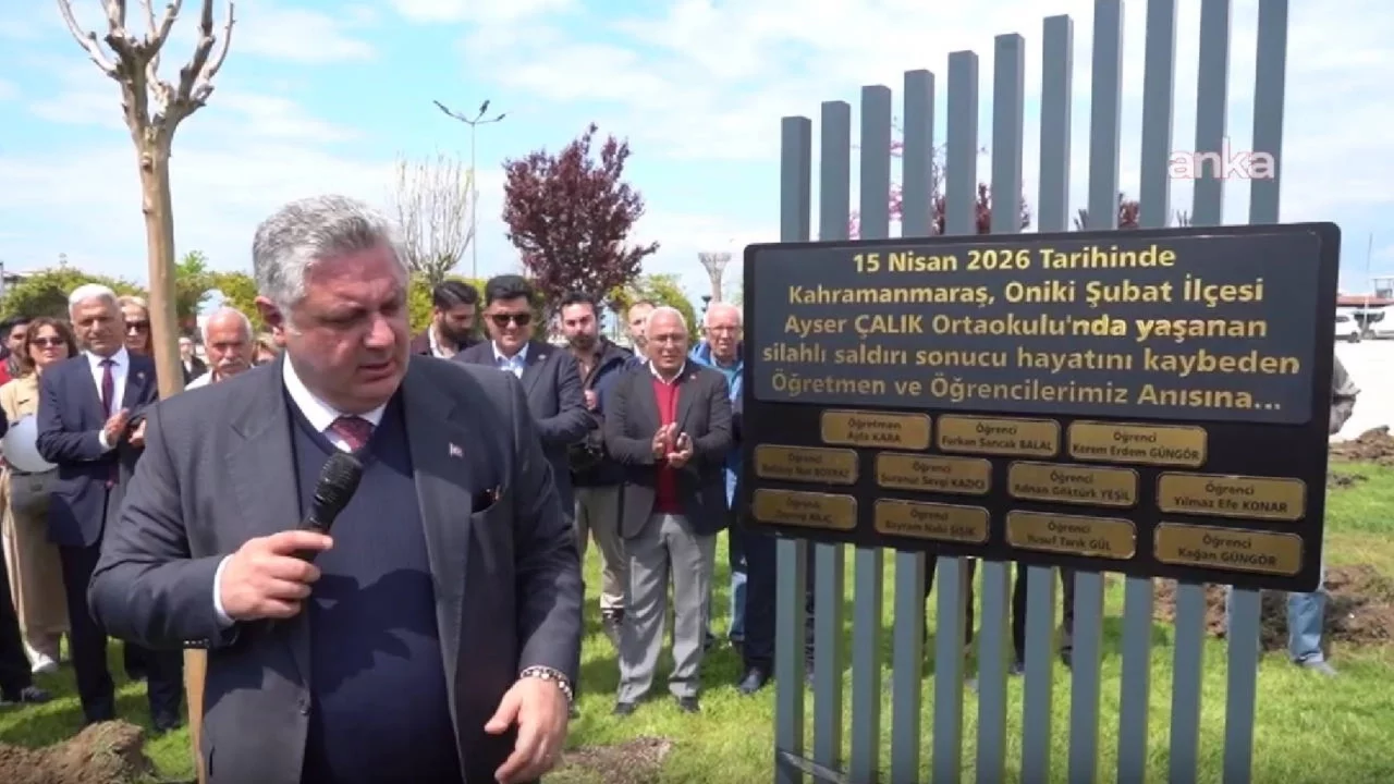 Okul saldırısında hayatını kaybedenler anısına anıt yapıldı