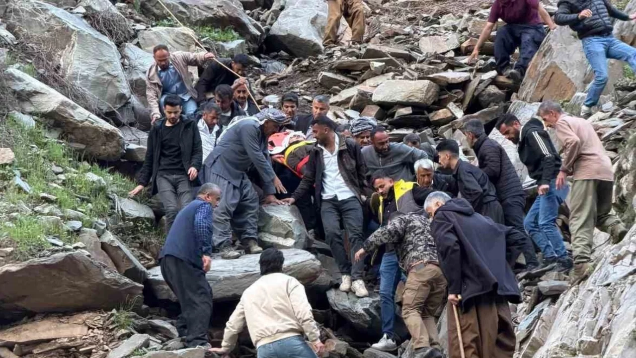 Pancar toplamaya giden şahıs kayalıklardan düşerek yaralandı