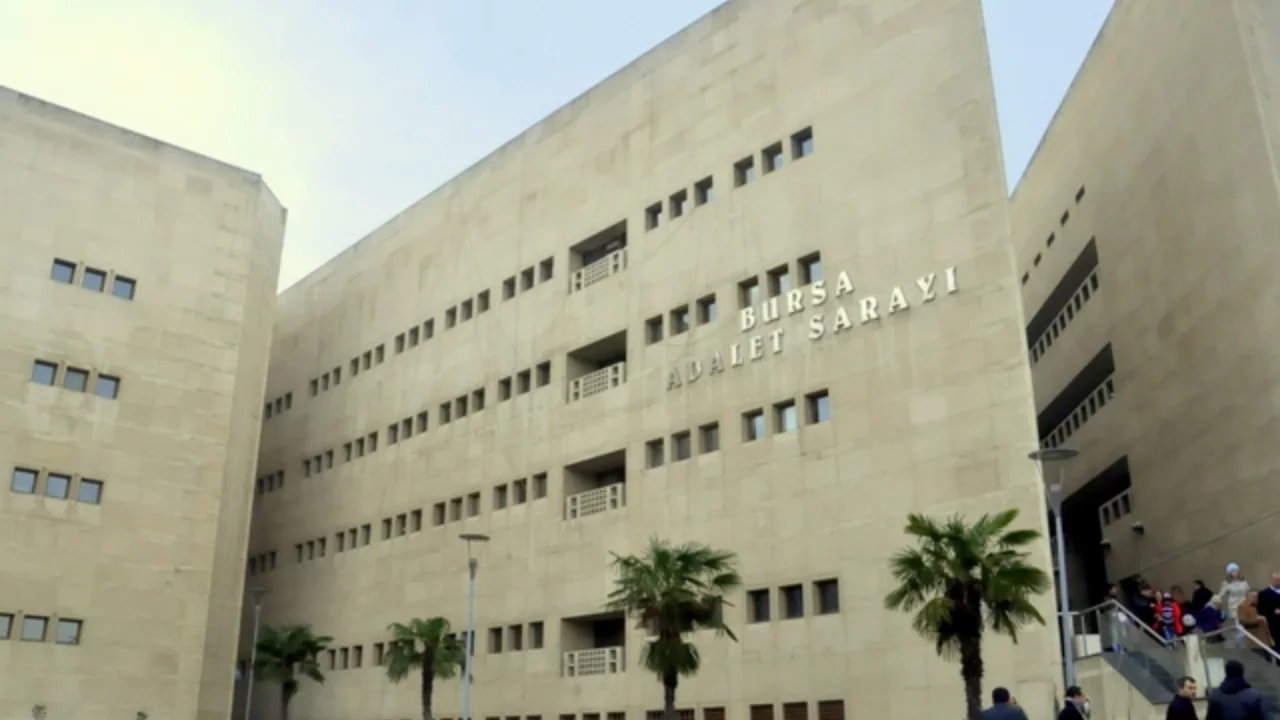 Bursa'da eski Nilüfer Belediye Başkanı Turgay Erdem suç örgütü iddianamesinin davasında flaş kara...