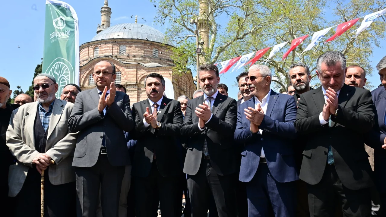 Yenilenen Emir Buhari Kültür Merkezi açıldı