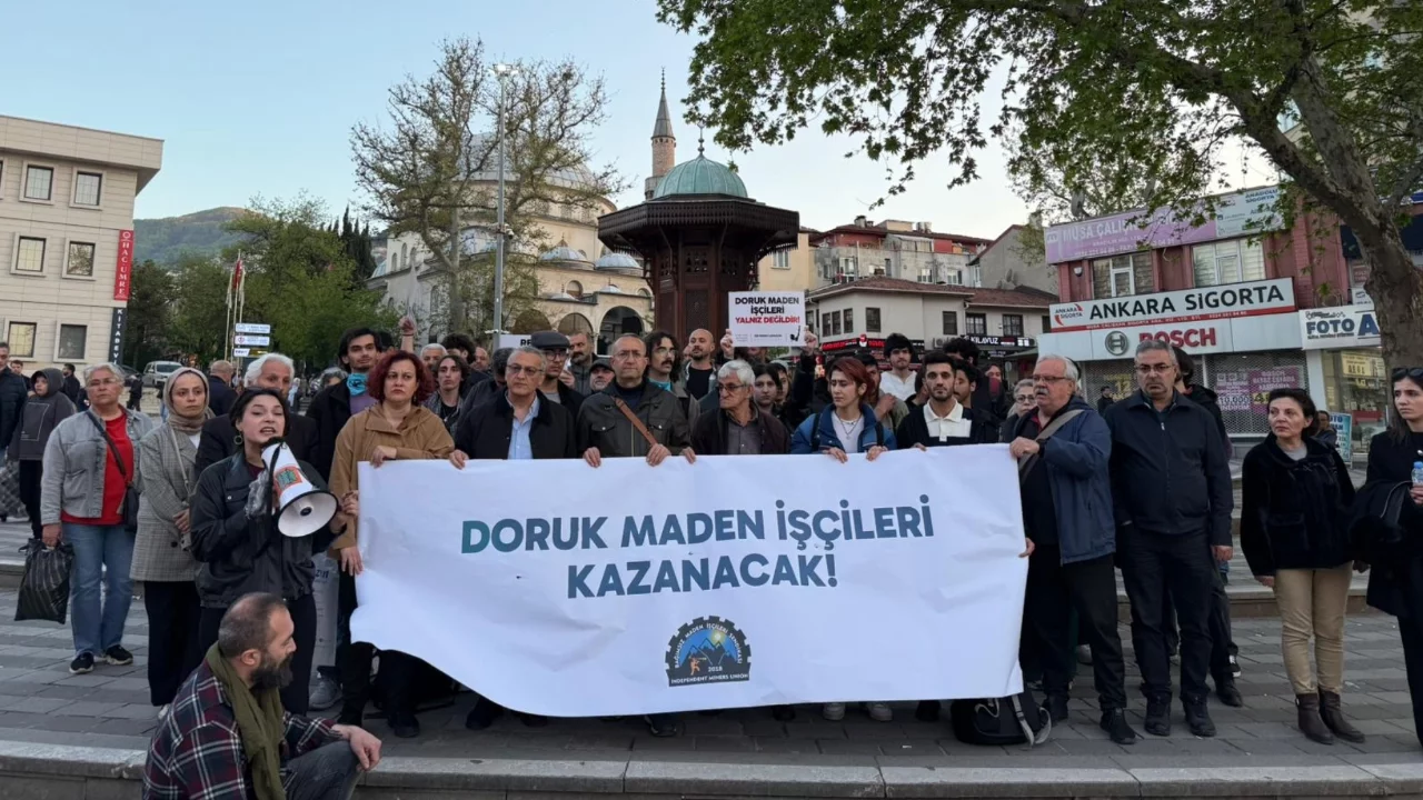 Bursa'da madenciler için destek eylemi: Doruk madencilik işçileri köle değildir!