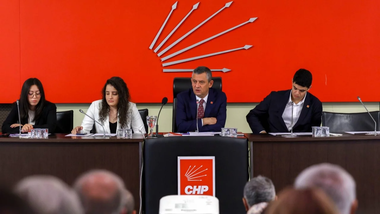 CHP PM toplanıyor: Bazı tüzük maddelerinde yapılacak değişiklikler görüşülecek