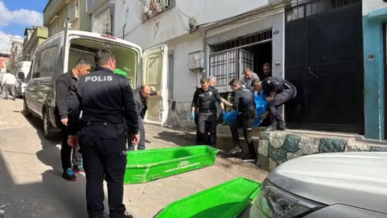 Sosyal medya fenomeni 'taciz' iddiasıyla 14 yaşındaki kızı tarafından öldürüldü