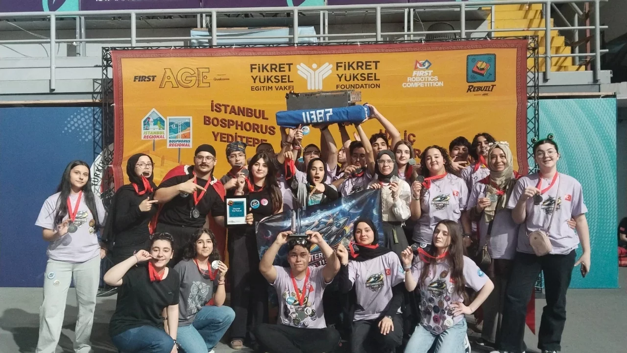 FRC Avrasya Regional 2026'da Bursa'yı temsil eden okul 2'inci oldu