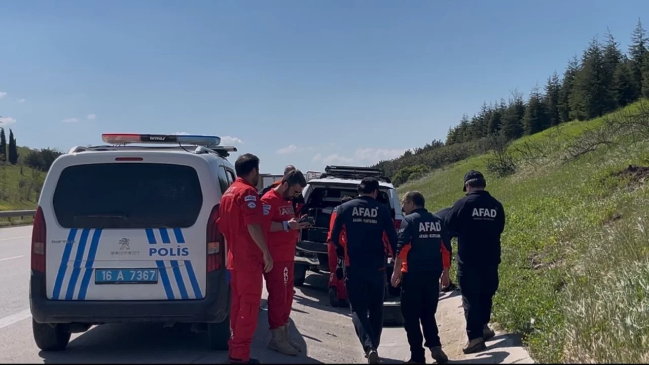 Bursa'da "Otoyola 5 yaşında çocuk bırakıldı" ihbarı ekipleri alarma geçirdi!