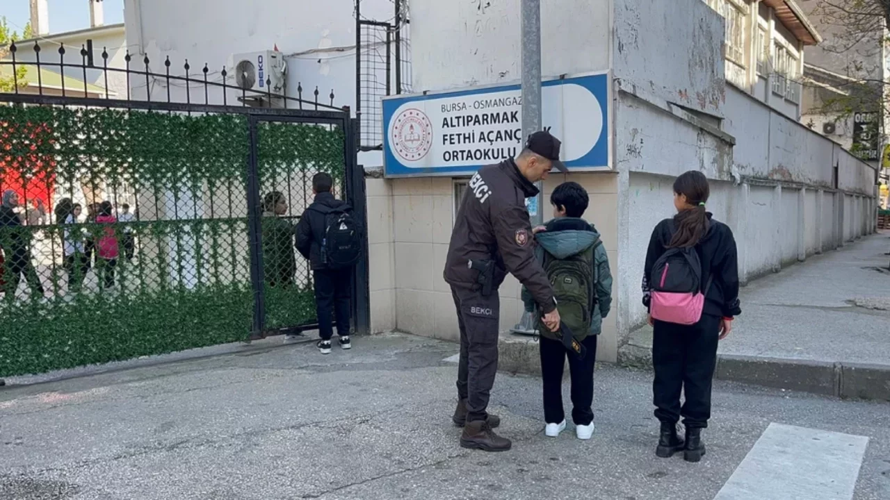 İçişleri Bakanlığı'ndan 81 ile okul güvenliği genelgesi