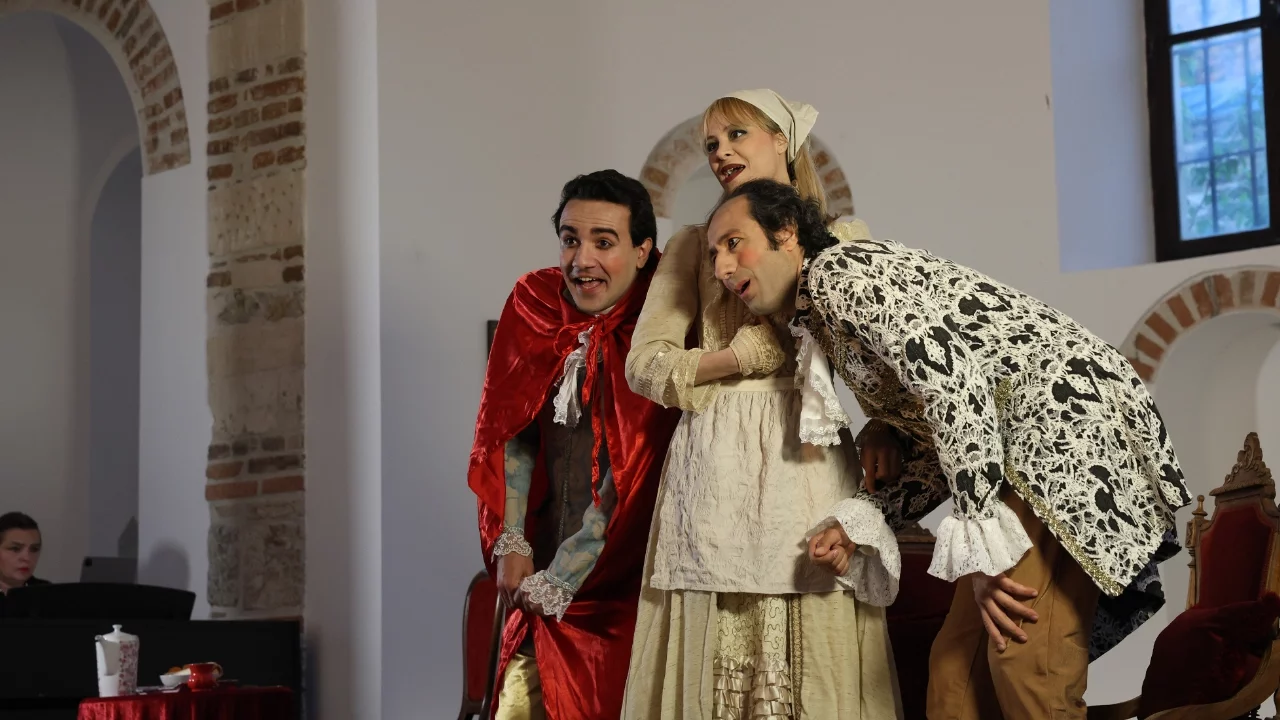 Gölyazı'da "La Serva Padrona" sanatseverlerle buluştu