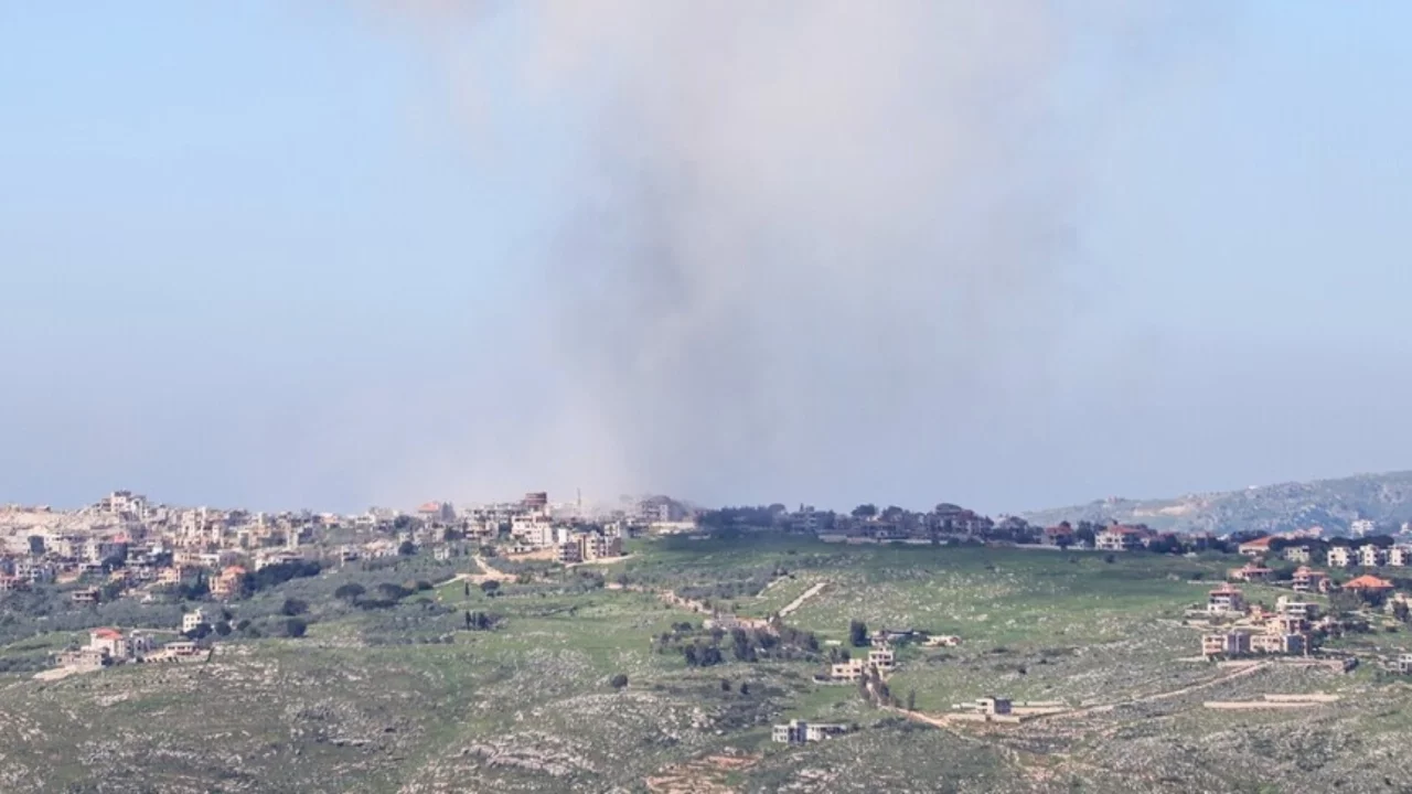 İsrail ateşkese rağmen Lübnan'ın güneyine yeni saldırılar düzenledi