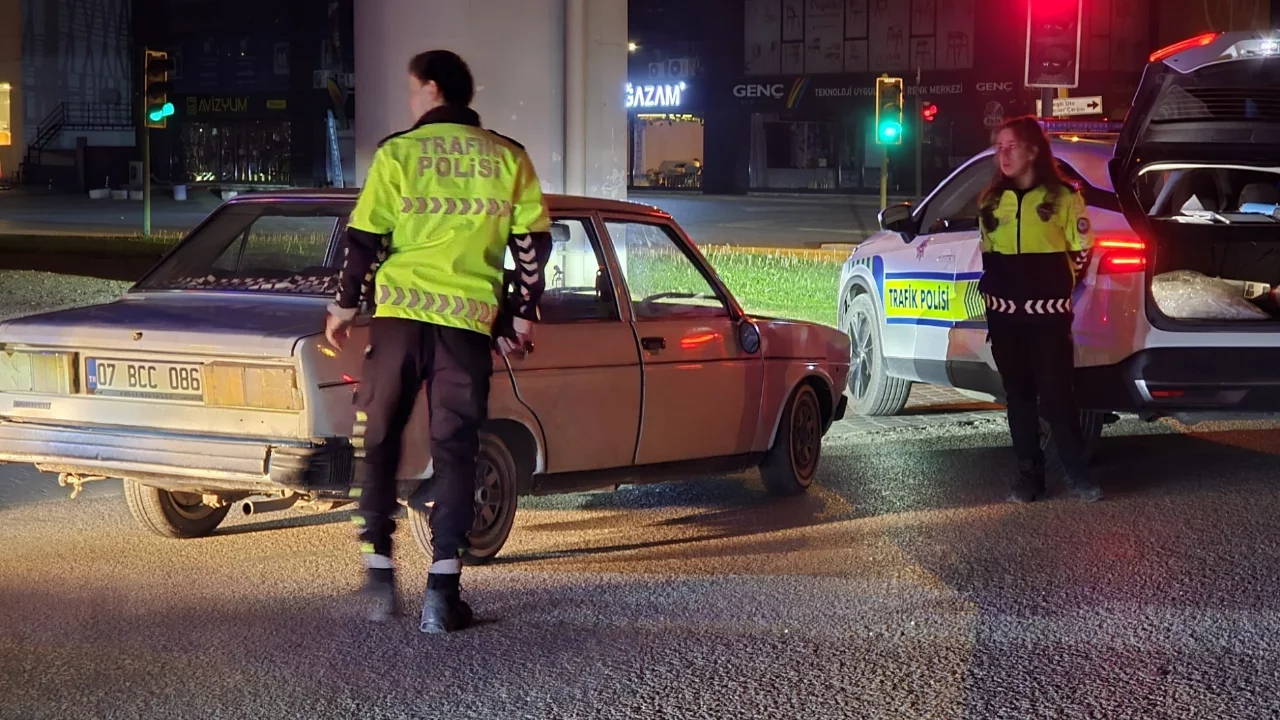 Bursa'da polisten kaçan alkollü sürücüye 400 bin TL ceza