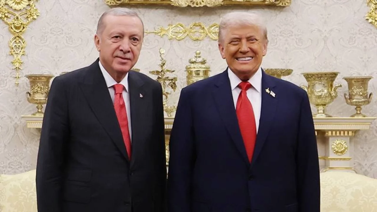 Cumhurbaşkanı Erdoğan'dan Trump'a geçmiş olsun telefonu