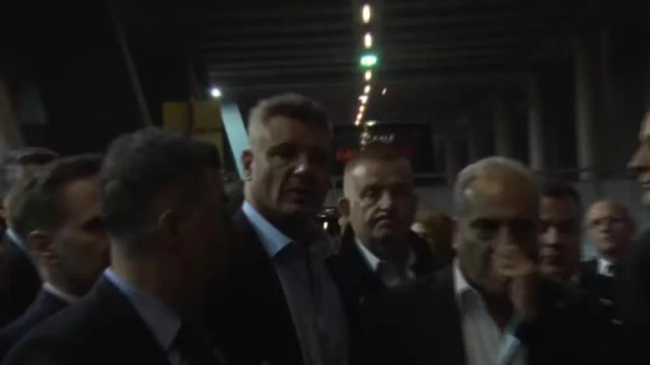 Başkan Sadettin Saran, derbinin ardından stattan ayrıldı