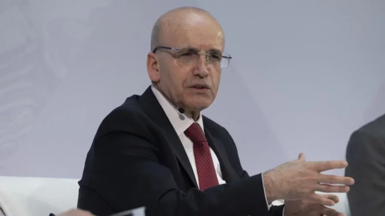 Hazine ve Maliye Bakanı Mehmet Şimşek'ten vergi indirimi açıklaması