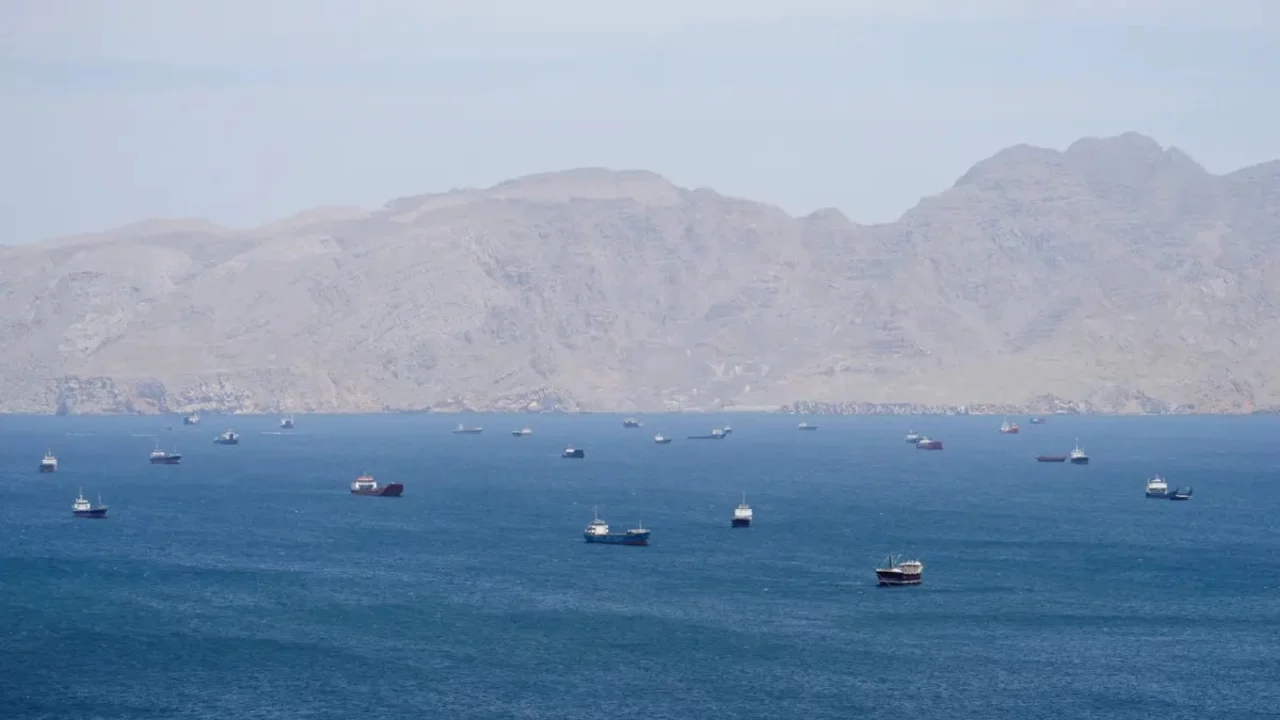 Hürmüz'de durgunluk sürüyor