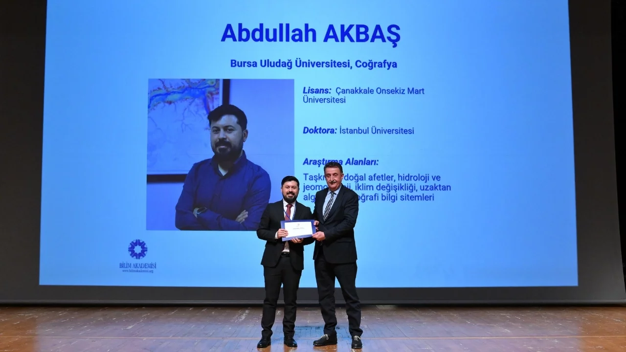 BUÜ'lü akademisyene "Bilim Akademisi 2026" ödülü