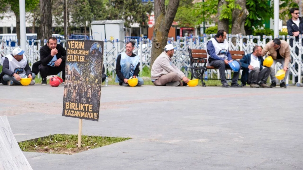 Açlık grevindeki madencilerin eylemi sürüyor: Yıldızlar Holding önüne çağrı