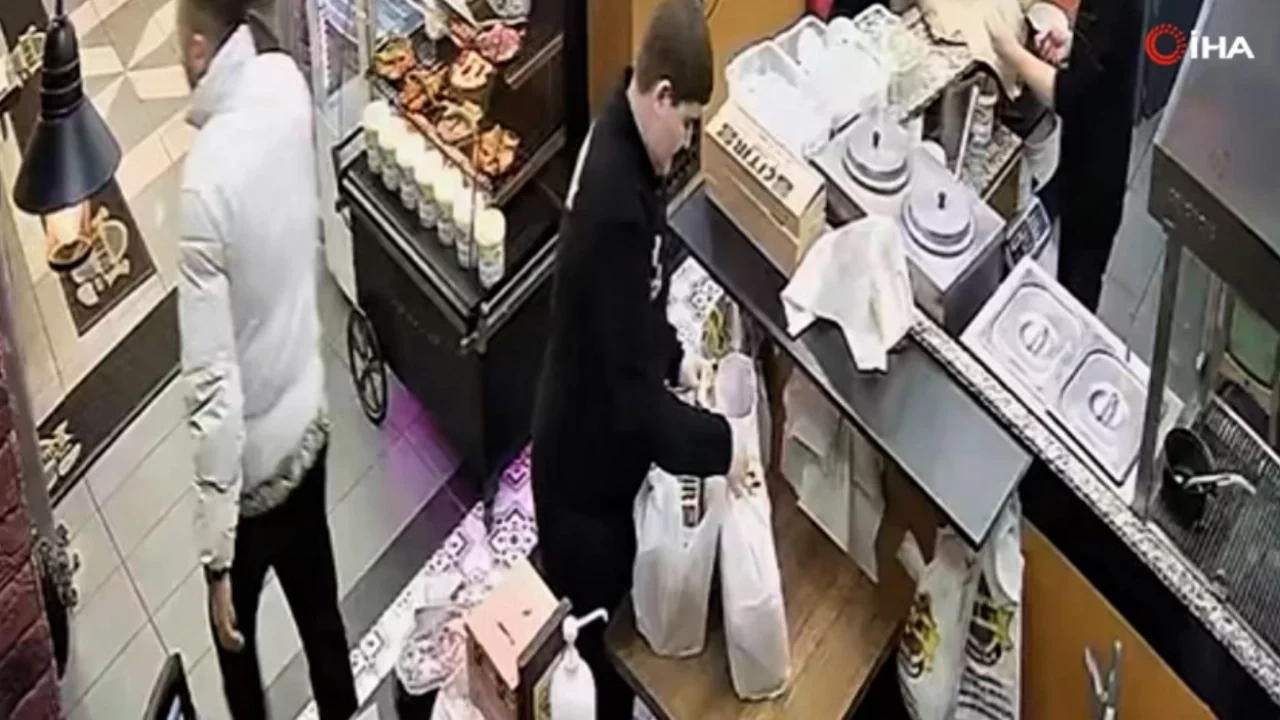 Aynı kişi adına 25 restorandan sipariş verildi: "3 yıldır oluyor bıktım"