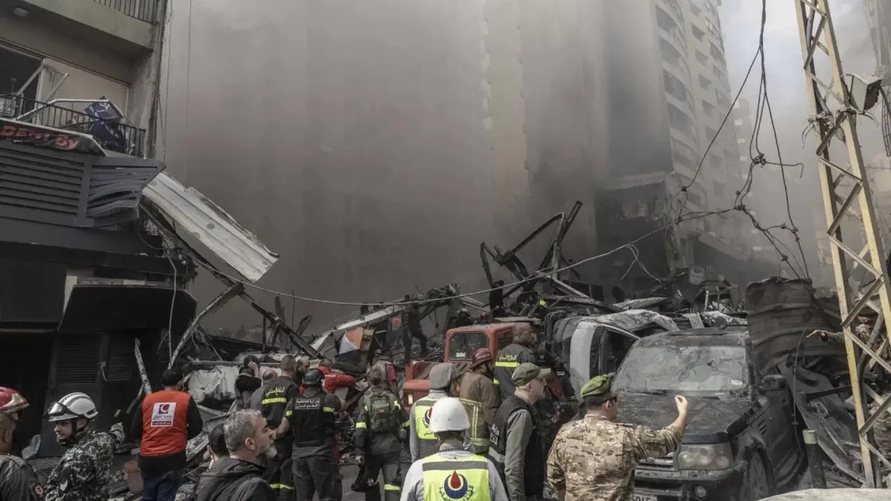 İsrail ordusu , Lübnan'da arama kurtarma ekiplerini hedef aldı: 5 kişi öldü