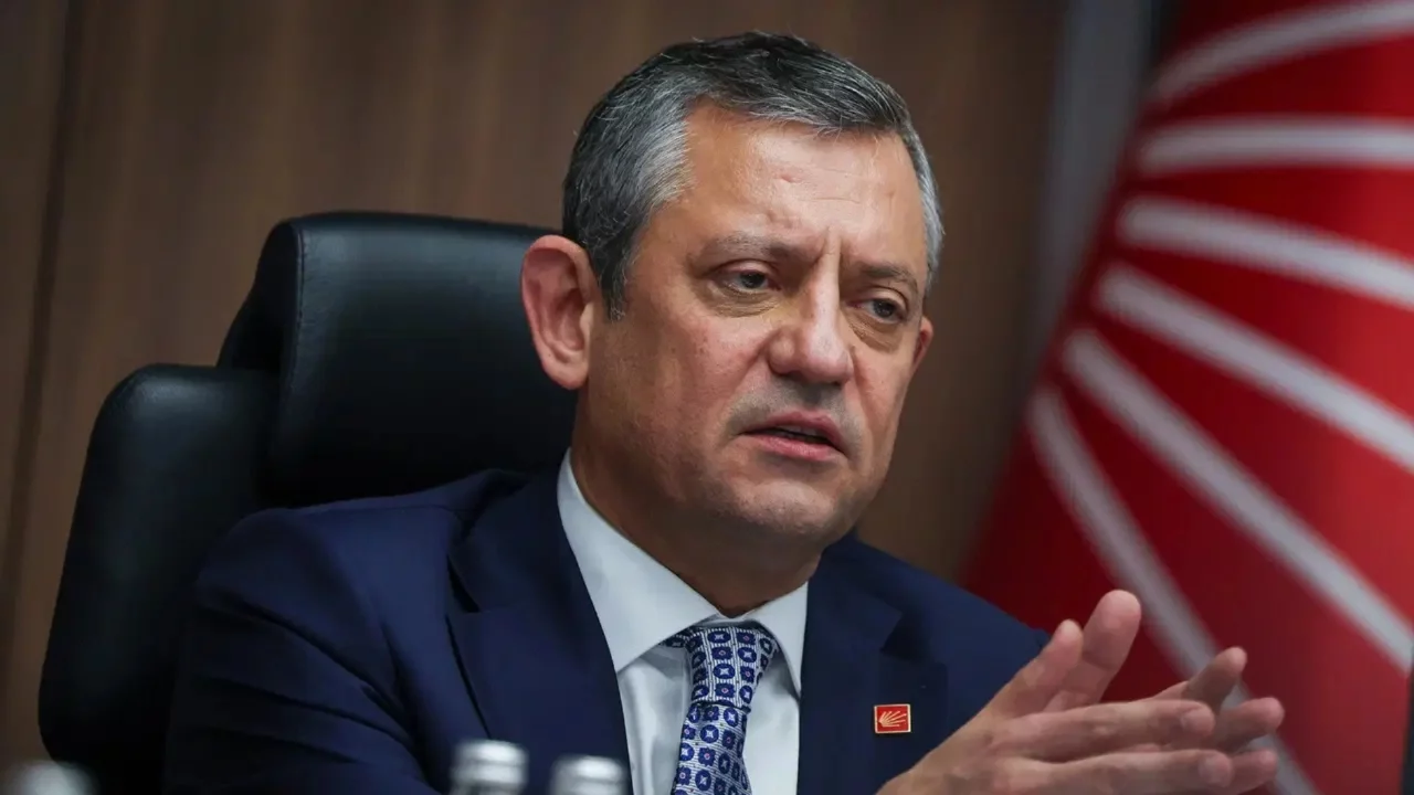 CHP lideri Özel 1 Mayıs için işçi sendikalarını ziyaret edecek