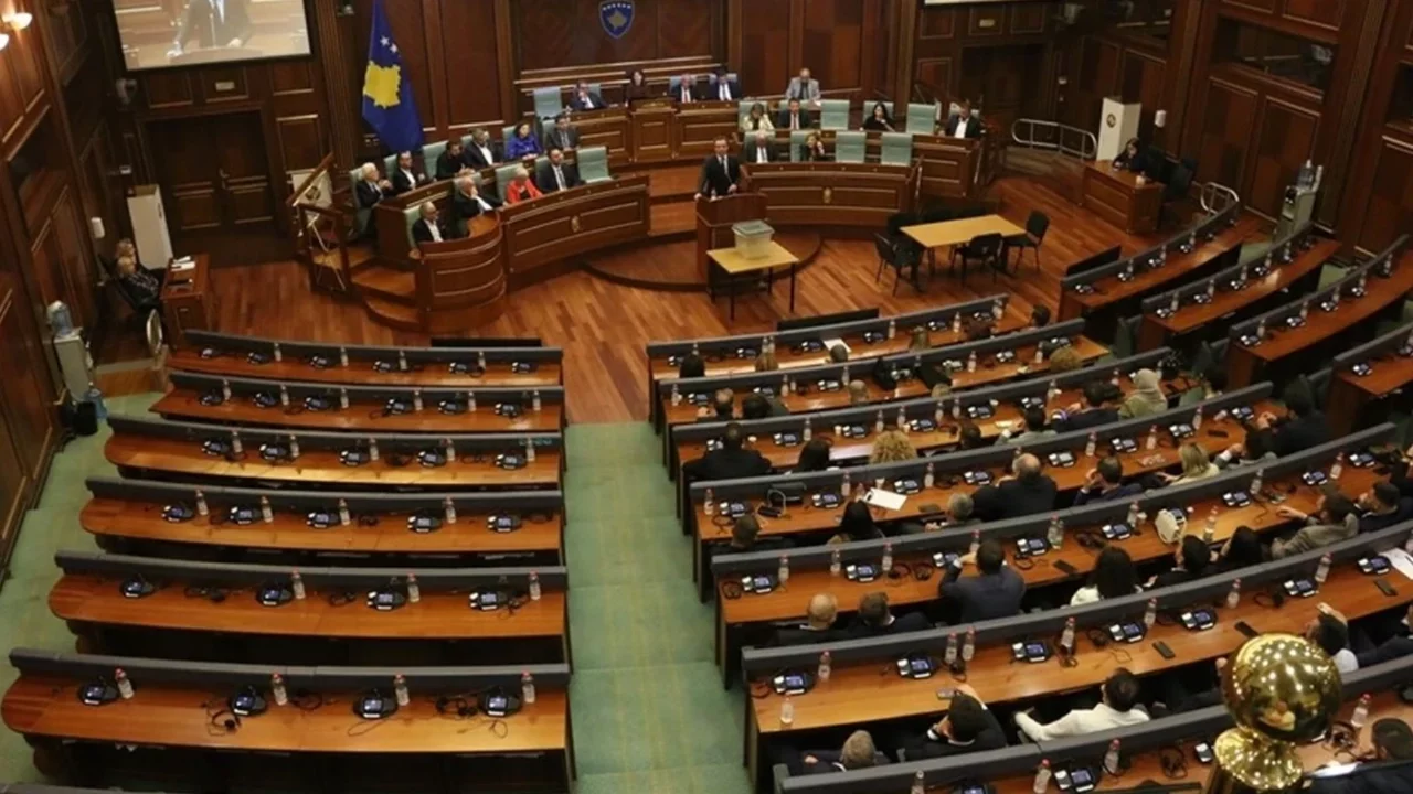 Kosova erken seçime gidiyor